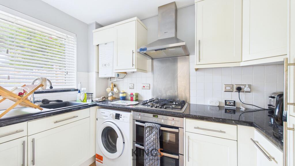 Additional image 9 of Vincenzo Close, North Mymms, AL9