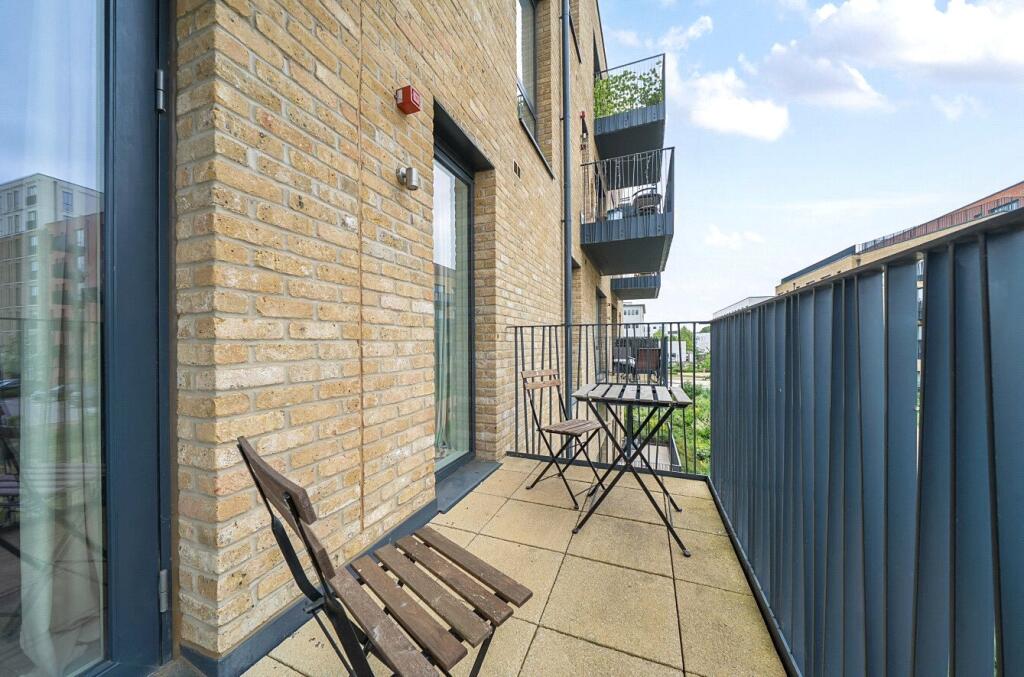 Additional image 4 of Broadwater Road, Welwyn Garden City, Hertfordshire