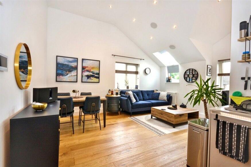 Additional image 7 of Verulam House, Luton Road, Harpenden, AL5