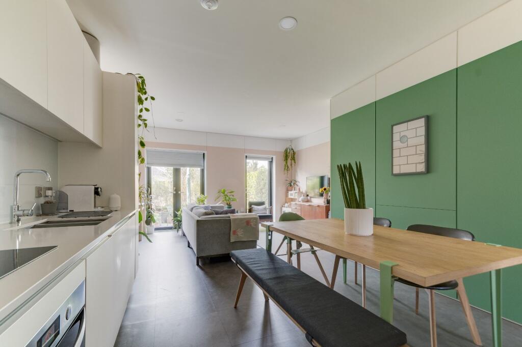 Additional image 4 of South Loop Park, Birmingham, West Midlands, B16