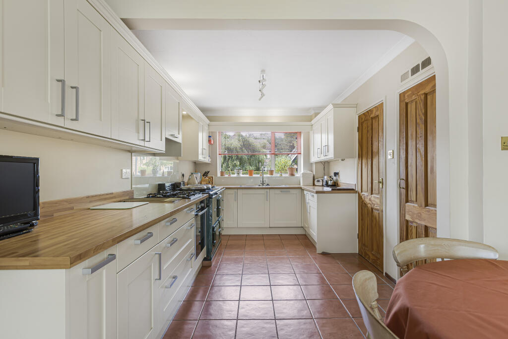 Additional image 11 of Oakhill Drive, Welwyn, Hertfordshire,