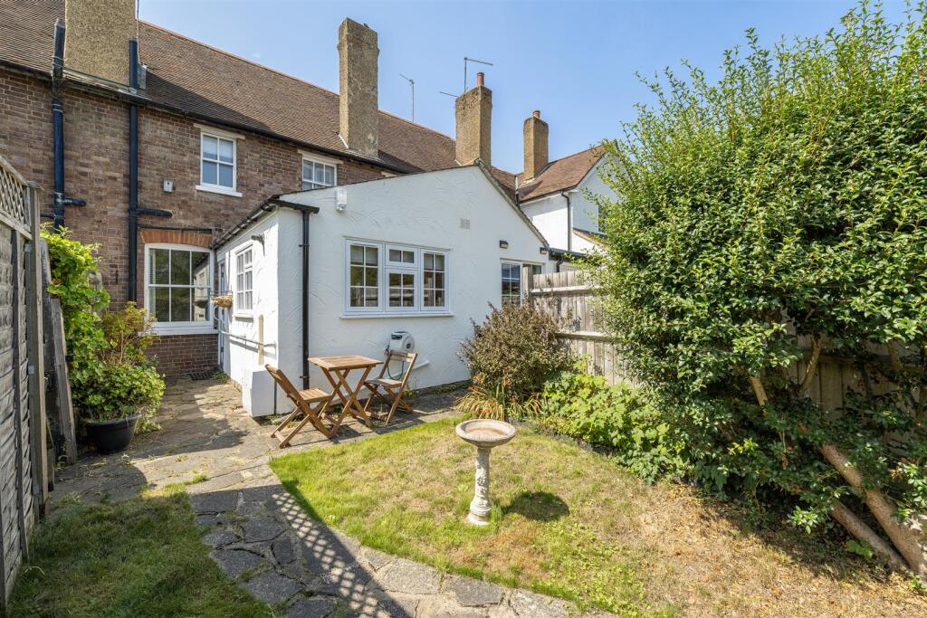 Additional image 10 of Queens Road, Harpenden