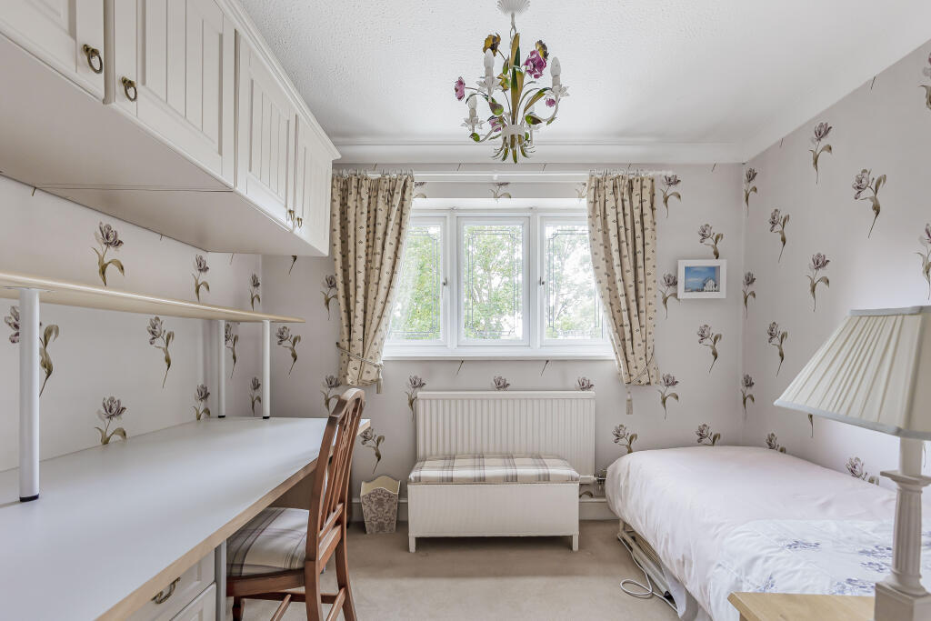 Additional image 12 of Mount Pleasant Close, Hatfield, Hertfordshire, AL9