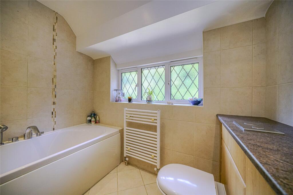 Additional image 13 of Green Lane Close, Harpenden, AL5