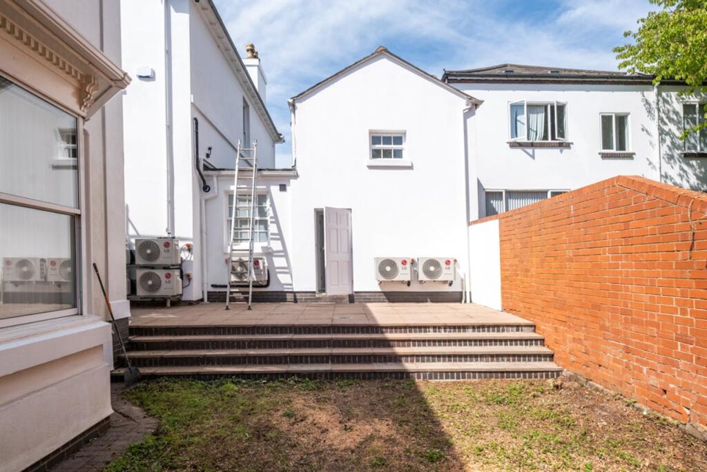 Additional image 7 of Coach House, 14a Frederick Road, Edgbaston, Birmingham, B15 1JD