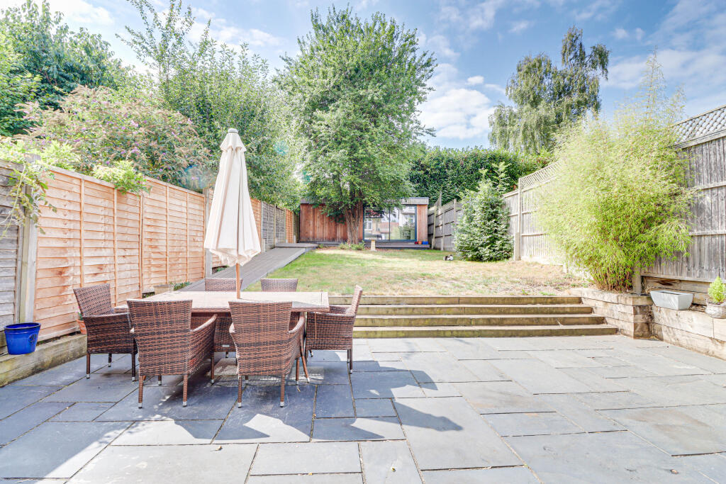 Additional image 18 of Crossway, Harpenden, AL5