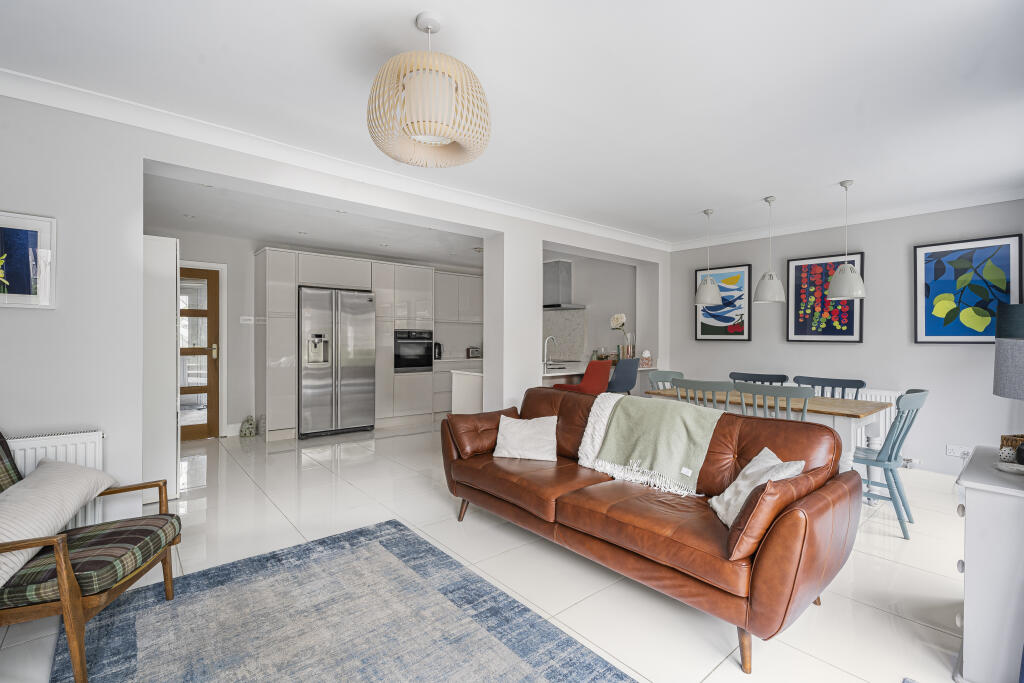 Additional image 5 of Dell Close, Harpenden, Hertfordshire, AL5