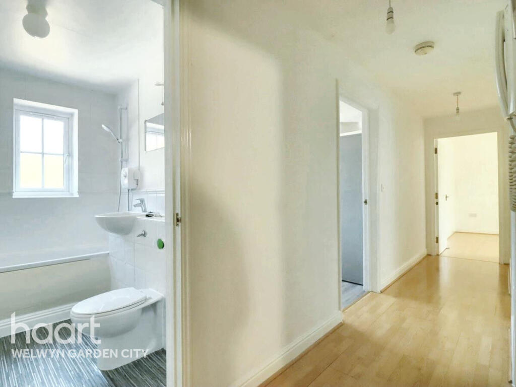 Additional image 5 of Node Way Gardens, Welwyn