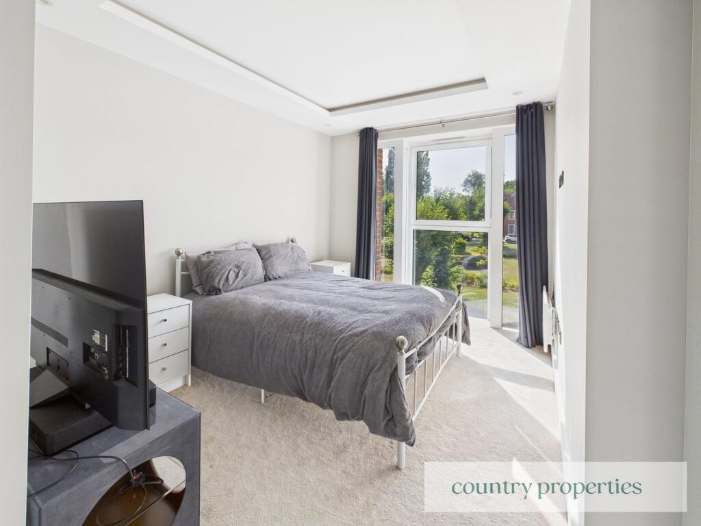 Additional image 8 of Parkway, Welwyn Garden City, AL8