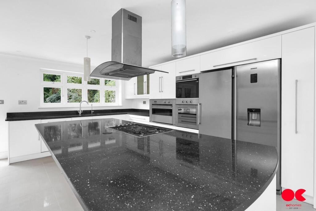 Additional image 40 of Upland Drive, Brookmans Park