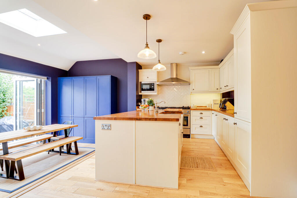 Additional image 25 of Moreton End Lane, Harpenden, AL5