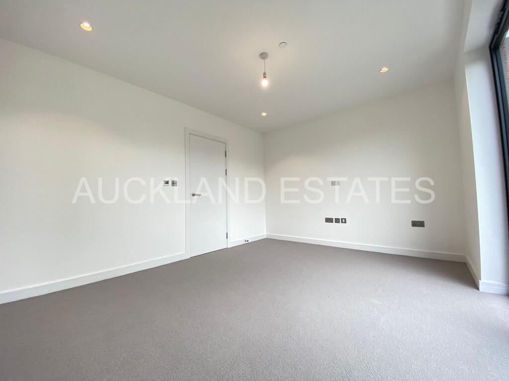 Additional image 7 of Westland Drive, Brookmans Park