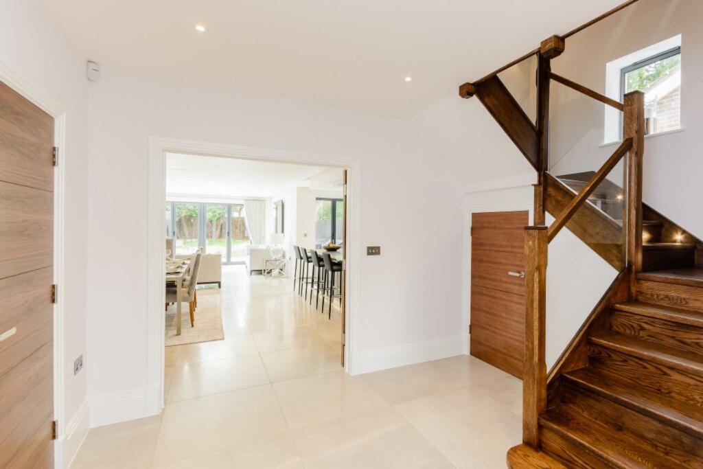 Additional image 6 of Upland Drive, Brookmans Park, Hertfordshire, AL9