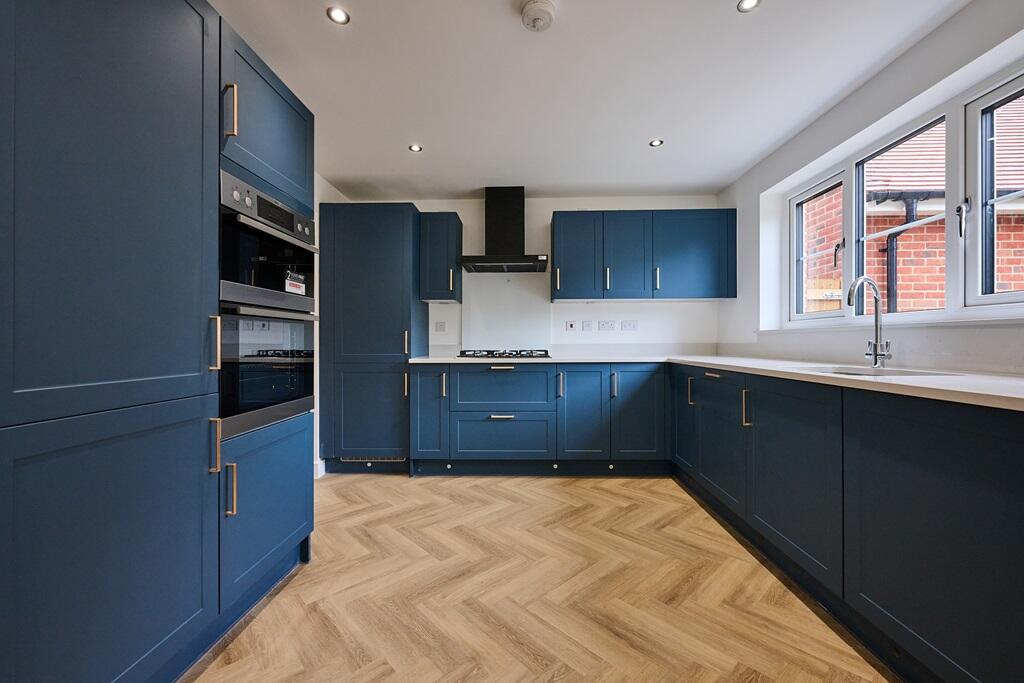 Additional image 15 of Bullens Green Lane,
Colney Heath,
AL4 0QR