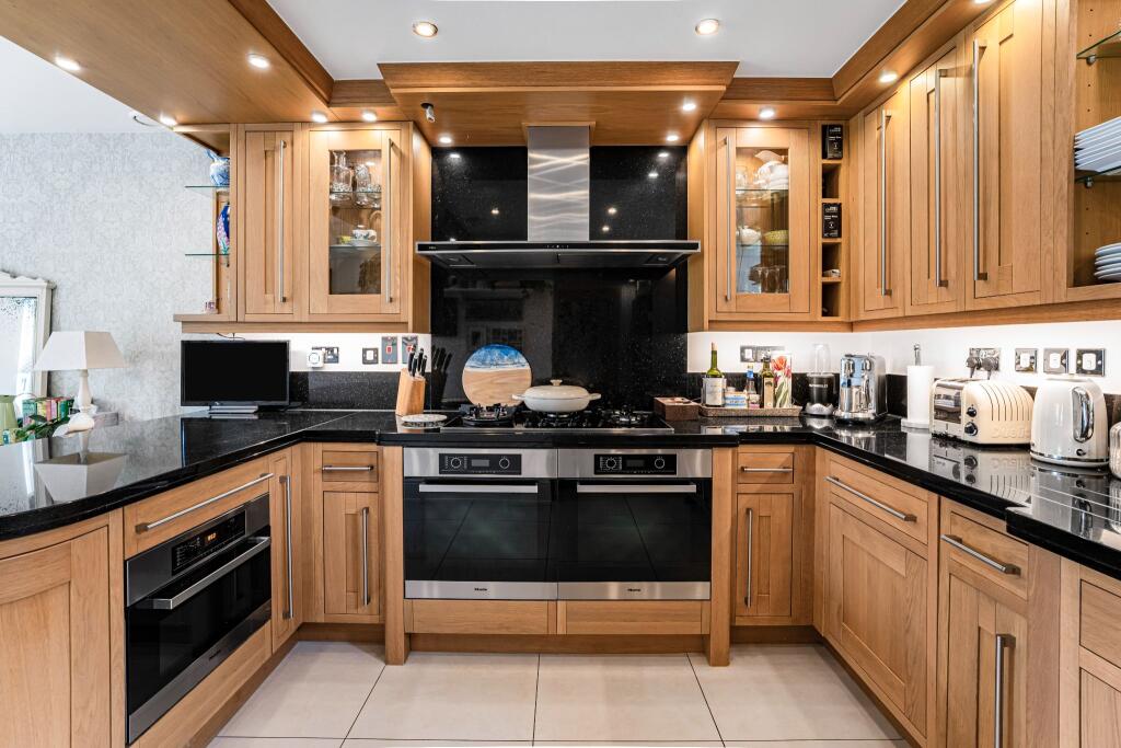 Additional image 7 of The Courtyard, Bedwell Park Cucumber Lane, Essendon, AL9