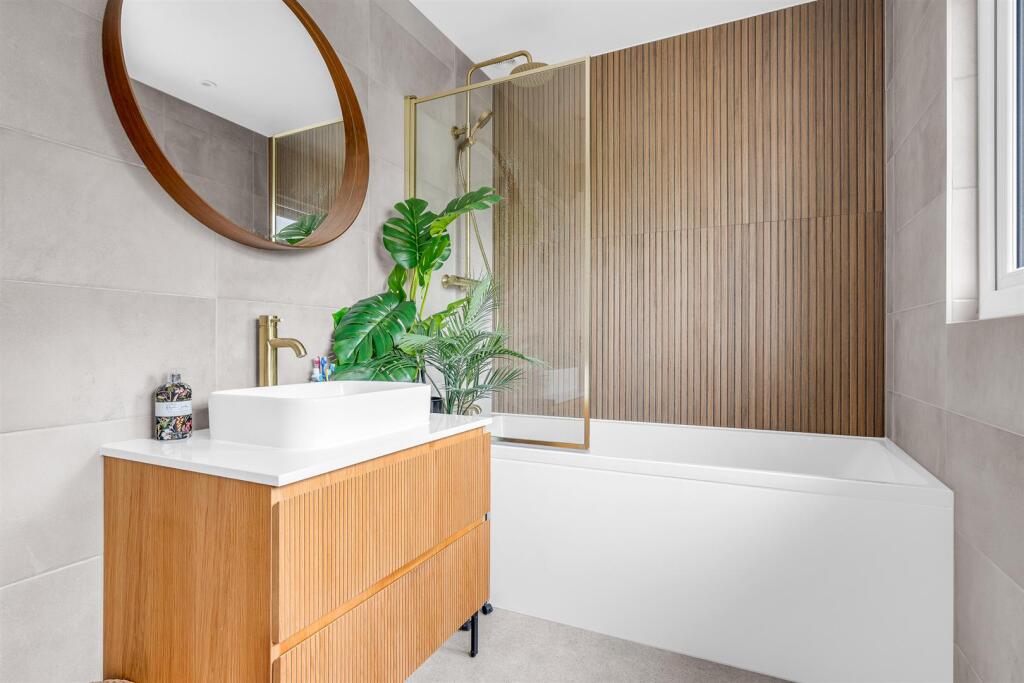 Additional image 19 of Lumbards, Welwyn Garden City