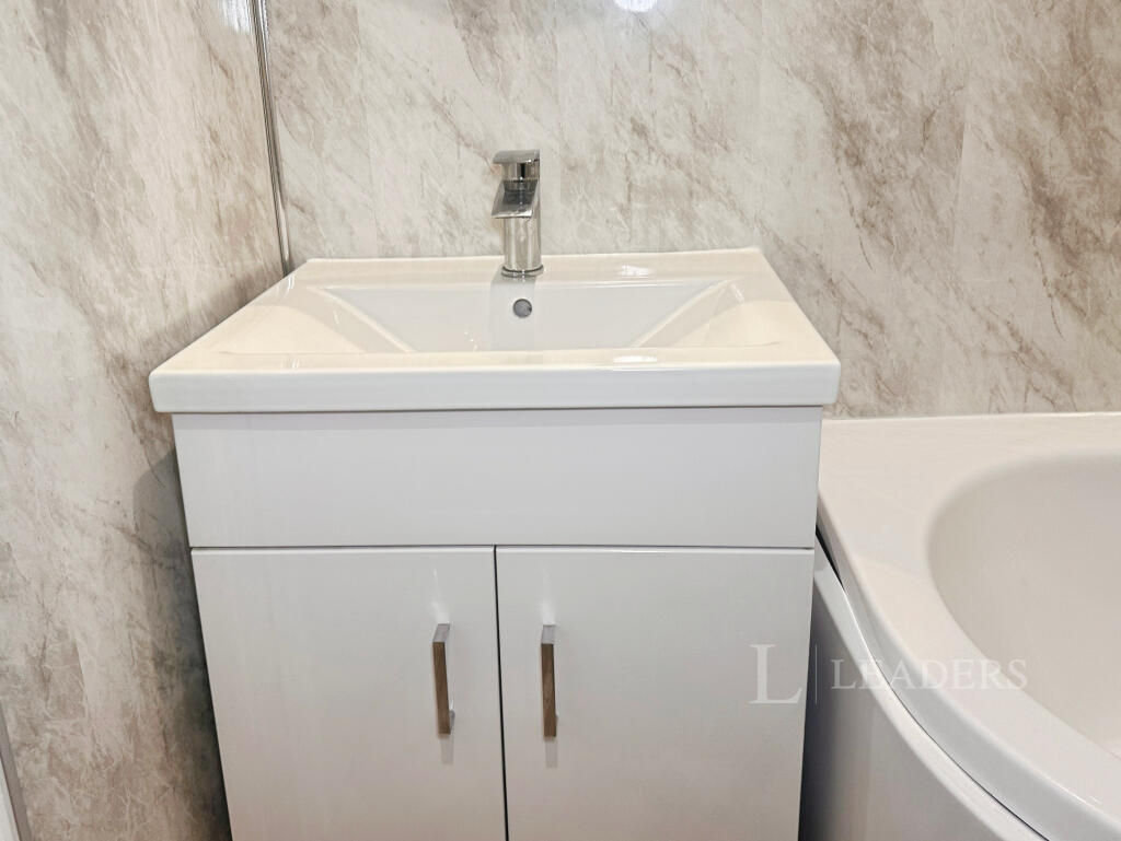 Additional image 13 of Mill Brook Drive, B31