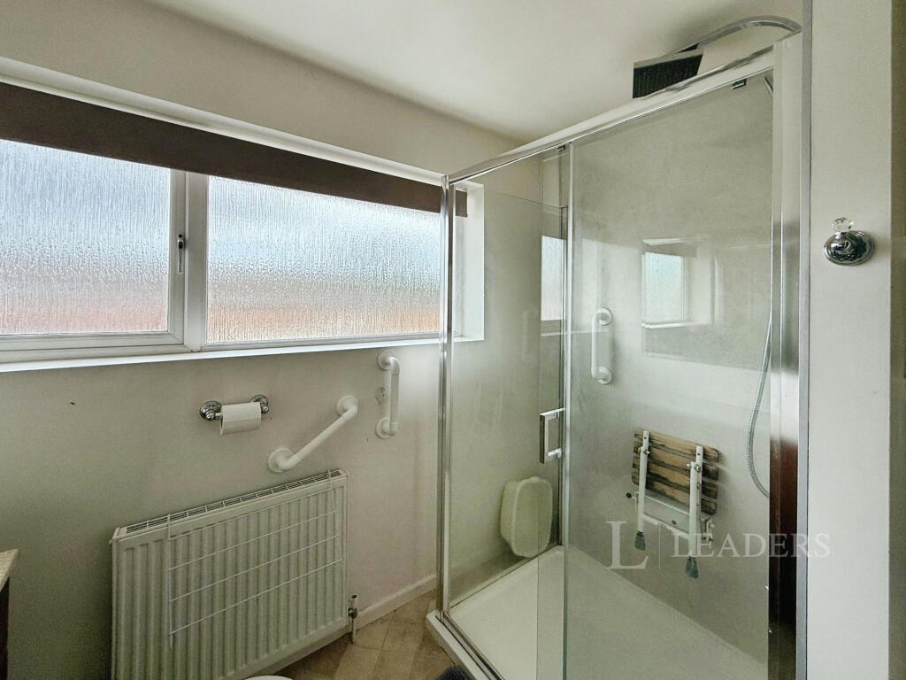 Additional image 10 of Fastmoor Oval, B33