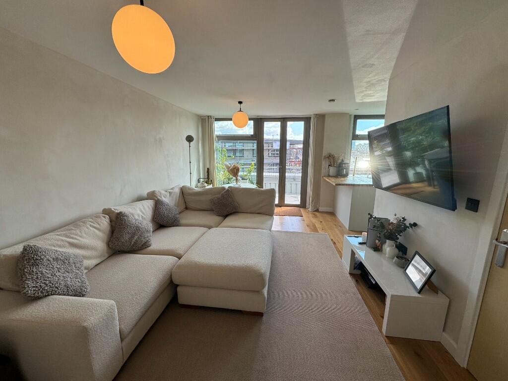 Additional image 3 of Platinum Apartments, Branston Street, B18 6BT