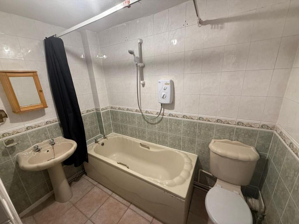 Additional image 10 of Savoy Close, Birmingham, B32 2HD