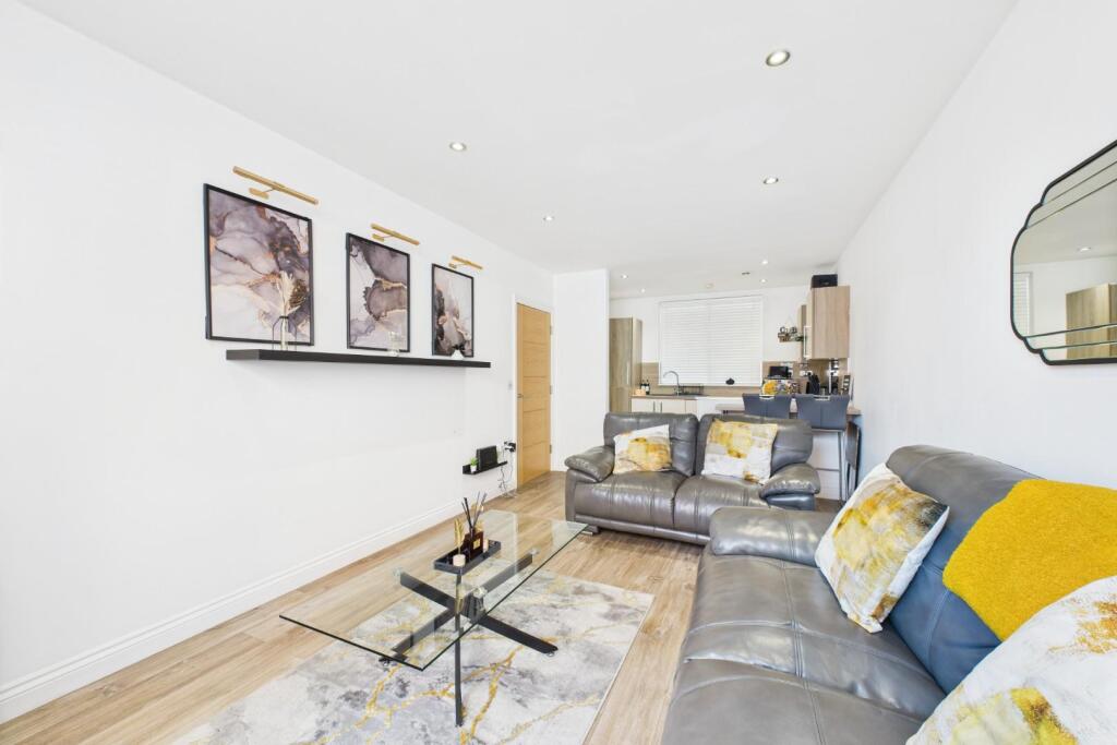 Additional image 4 of Mint Drive, Hockley