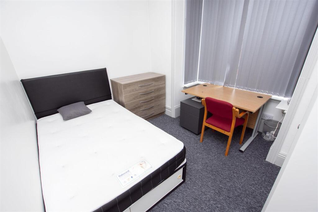 Additional image 10 of Oak Tree Lane, Selly Oak, Birmingham, West Midlands, B29