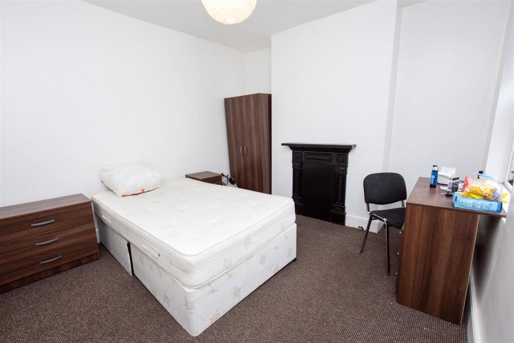 Additional image 5 of Oak Tree Lane, Selly Oak, Birmingham, West Midlands, B29