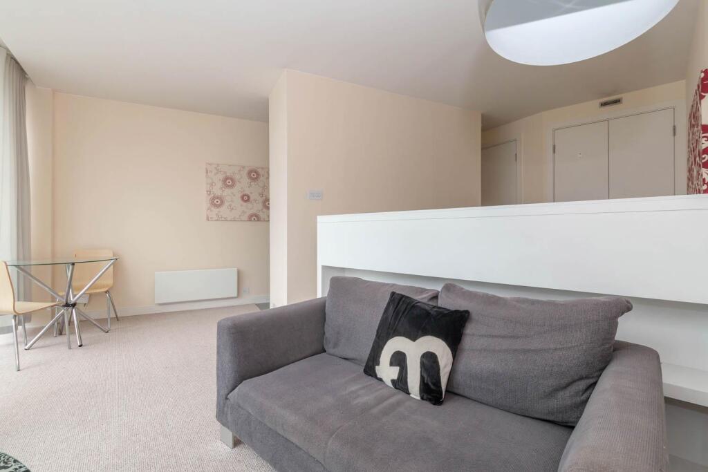 Additional image 2 of Rotunda, New Street, B2 4PA