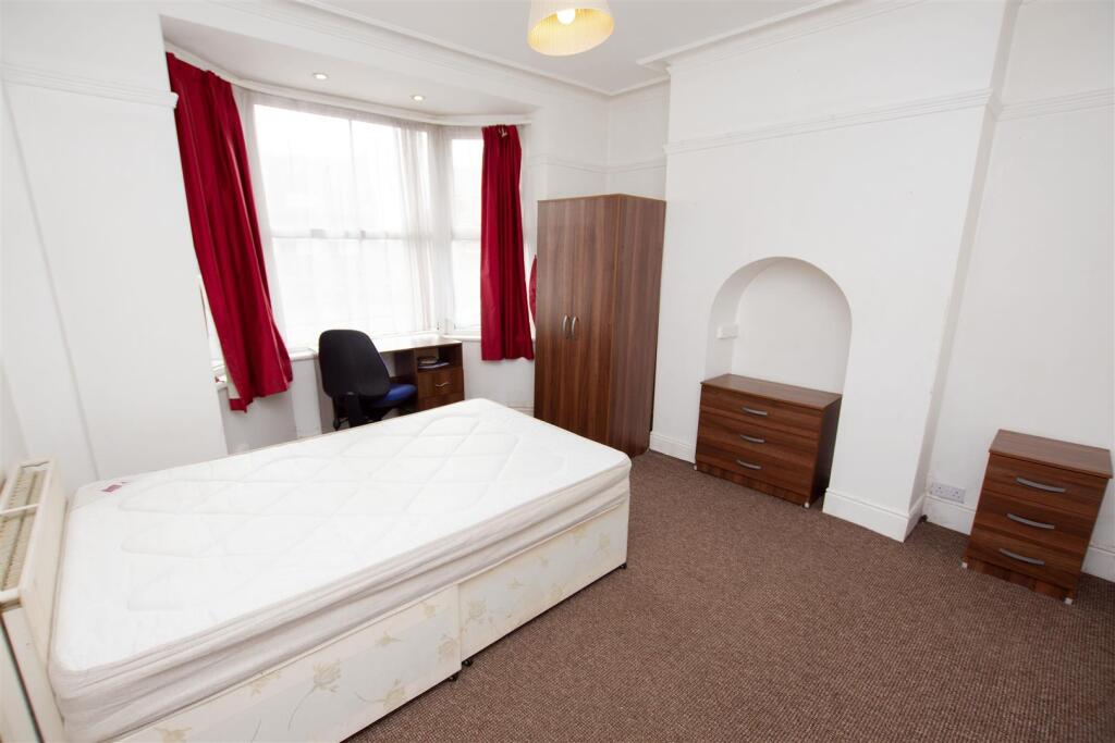 Additional image 7 of Oak Tree Lane, Selly Oak, Birmingham, West Midlands, B29