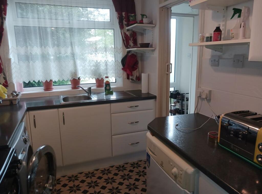 Additional image 3 of 13 Green Court, 643 Fox Hollies Road, Hall Green, Birmingham, West Midlands, B28 9DP