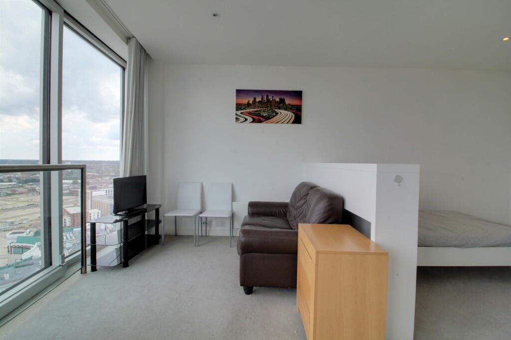 Additional image 4 of Rotunda, New Street, Birmingham City Centre