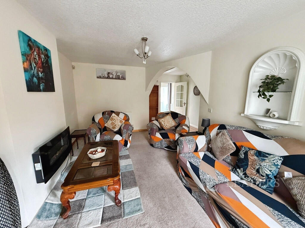 Additional image 7 of Fastmoor Oval, B33