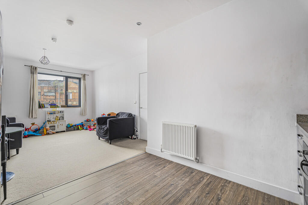 Additional image 11 of Honduras Wharf, 14 Summer Lane