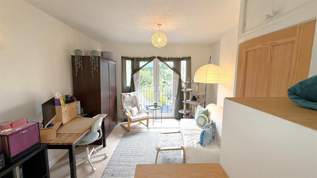 Additional image 18 of Midland Road, Cotteridge, Birmingham