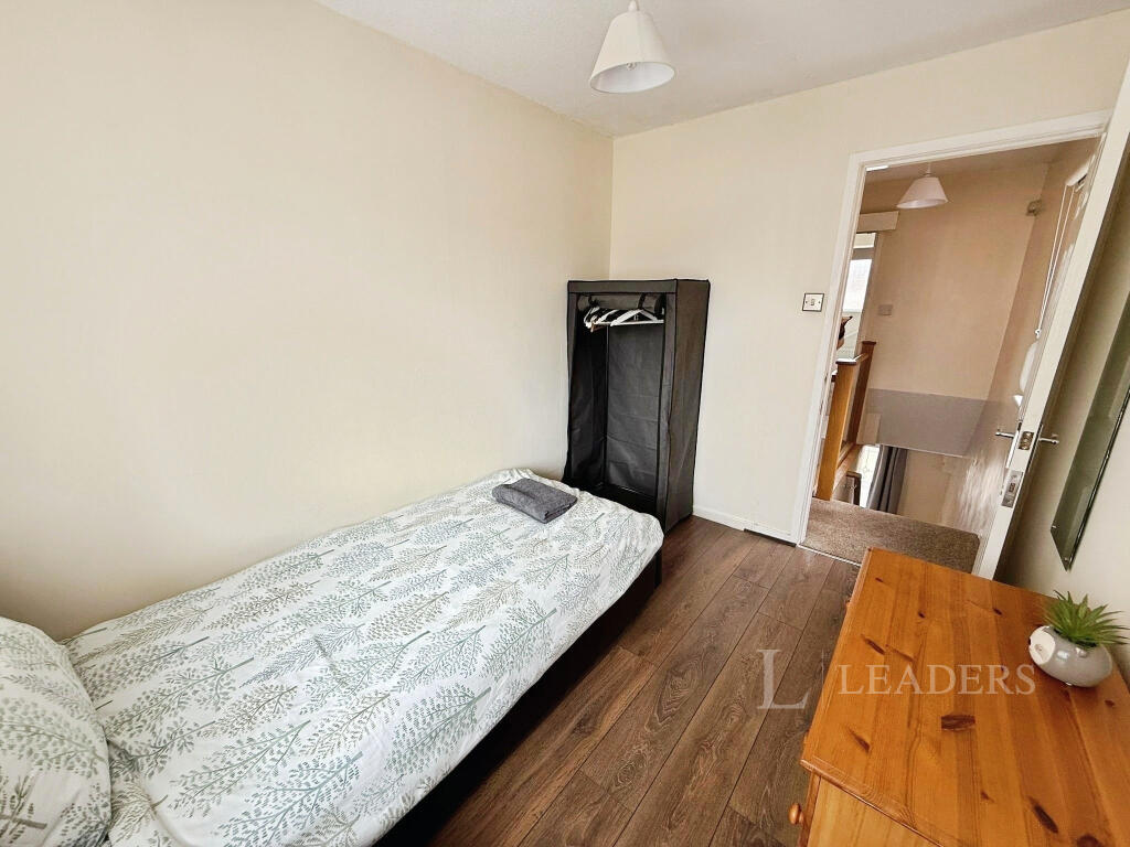 Additional image 14 of Fastmoor Oval, B33