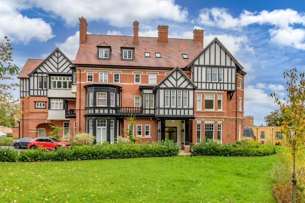 New House Farm Drive, Northfield, Birmingham, West Midlands, B31