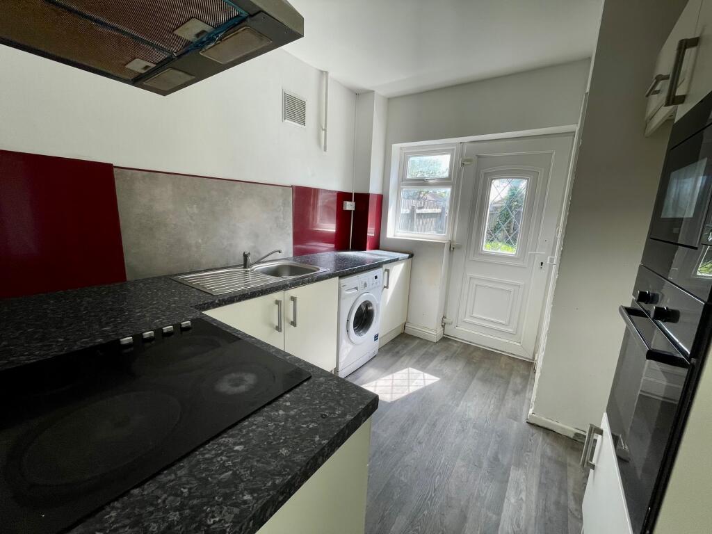 Additional image 10 of Kitwell Lane