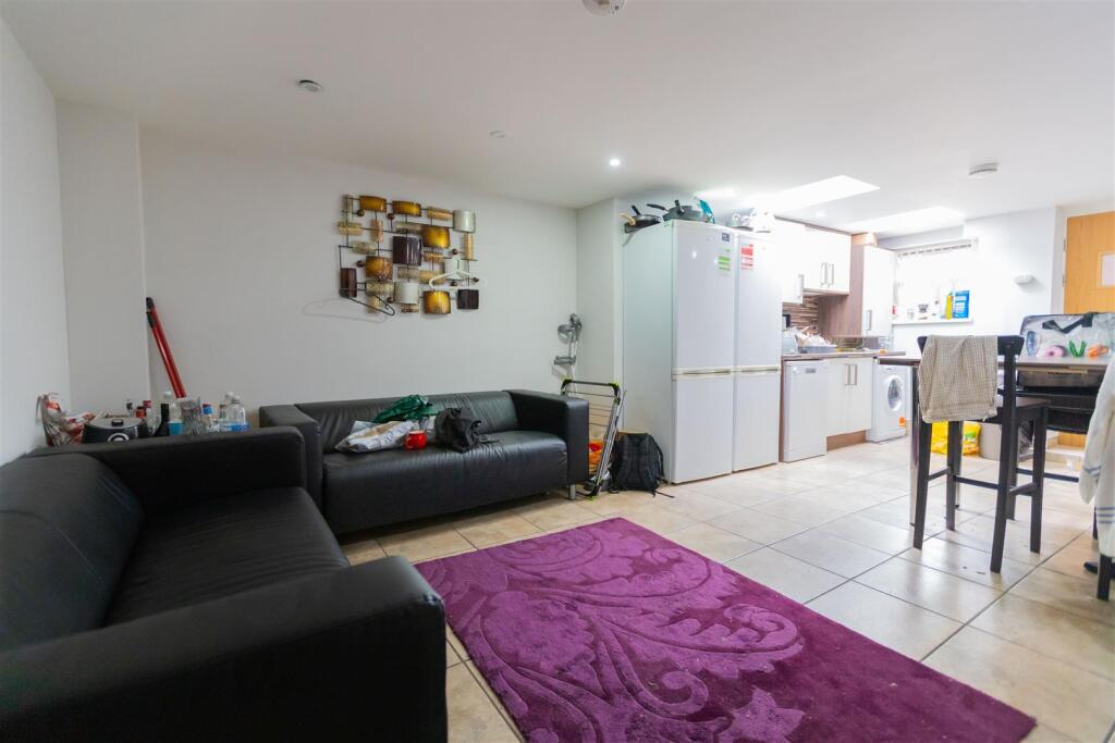 Additional image 3 of Luton Road, Birmingham, West Midlands, B29