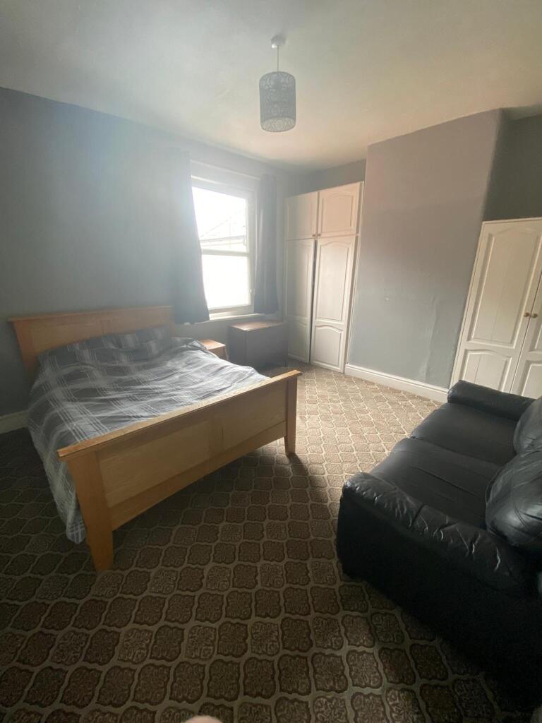 Additional image 2 of 1X Double Room, Alexander Road, Acocks Green,B27