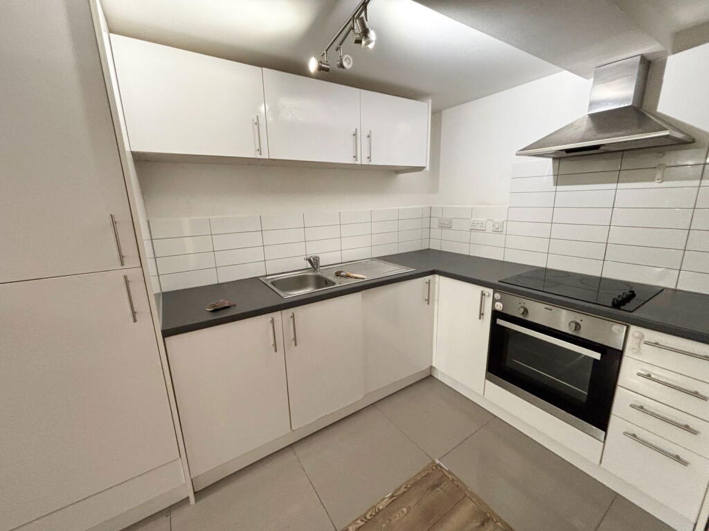Additional image 2 of B2, Tomlinson House, 325, Tyburn Road, Birmingham, B24 8HJ