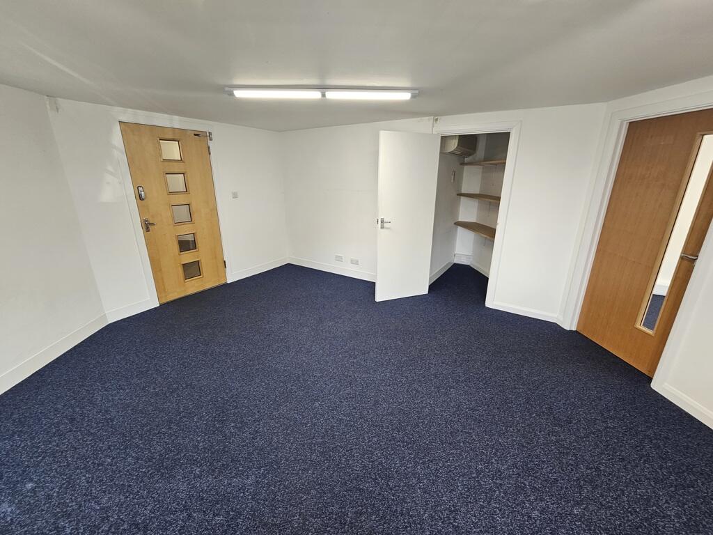 Additional image 8 of Unit 15-16, Aston Fields Industrial Estate, Aston Road, Bromsgrove, Worcestershire, B60