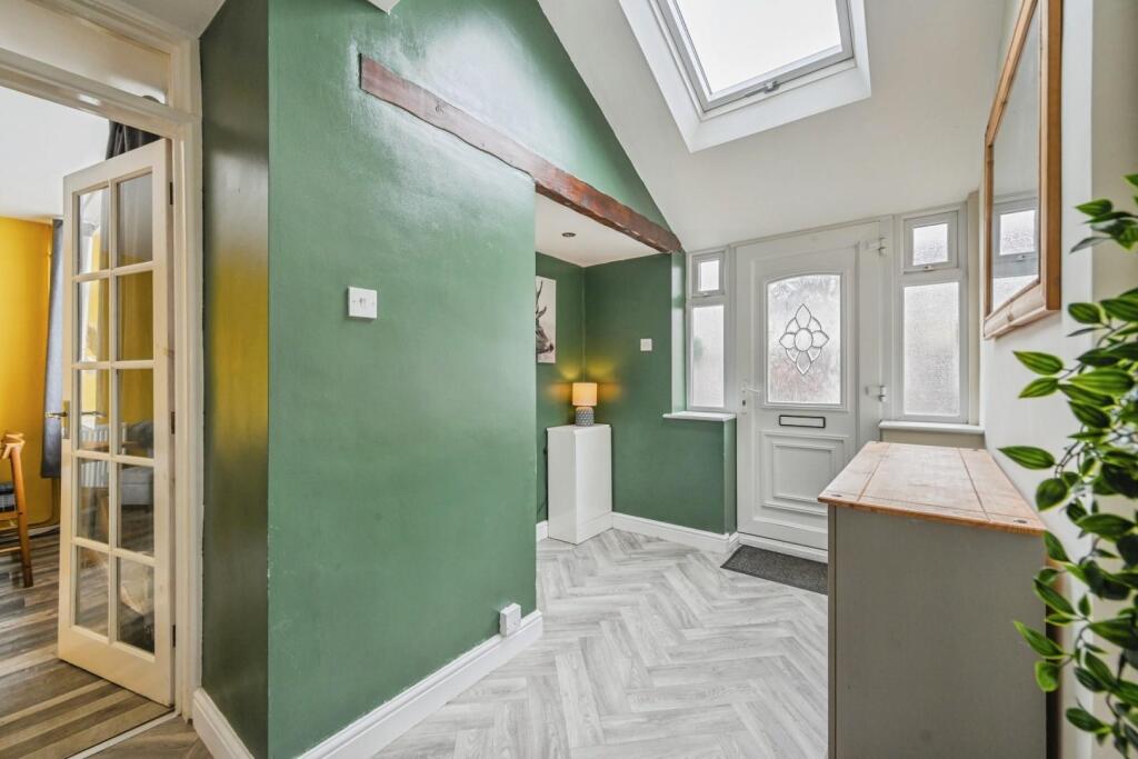 Additional image 22 of Woodlands Close, Dordon, Tamworth, Warwickshire