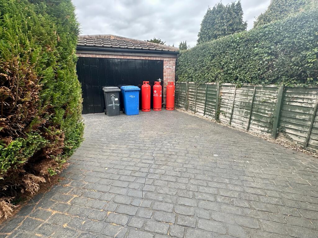 Additional image 20 of Peel Close, Drayton Bassett, B78