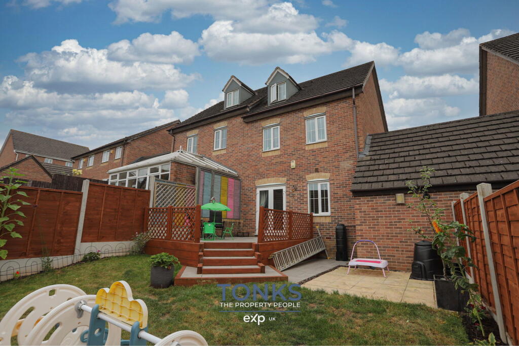 Additional image 2 of Stunning & spacious four bedroom home – Wycherley Way, Cradley Heath, B64 6DA