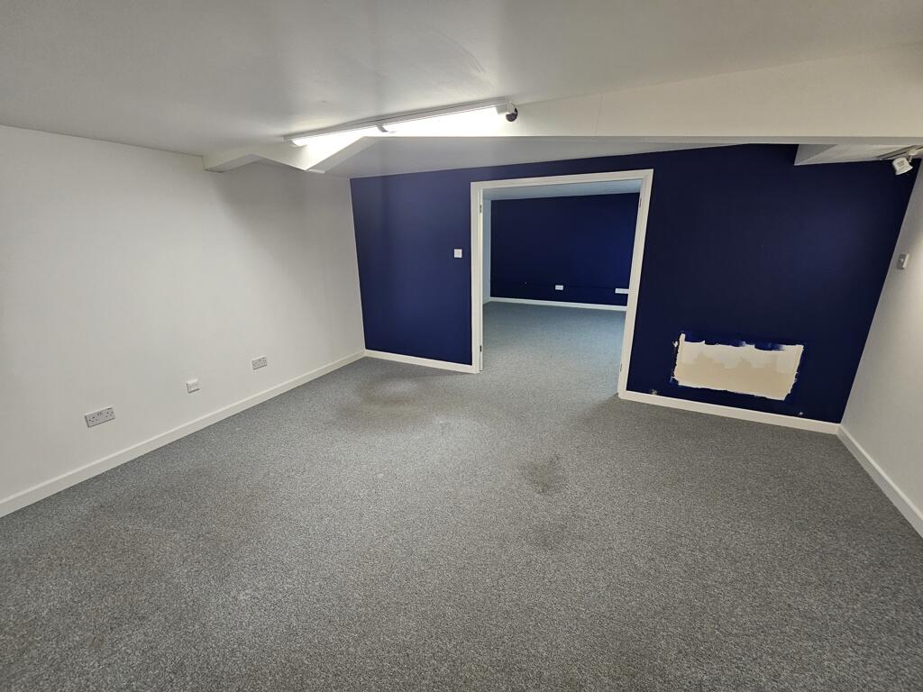 Additional image 4 of Unit 17, Aston Fields Industrial Estate, Aston Road, Bromsgrove, Worcestershire, B60