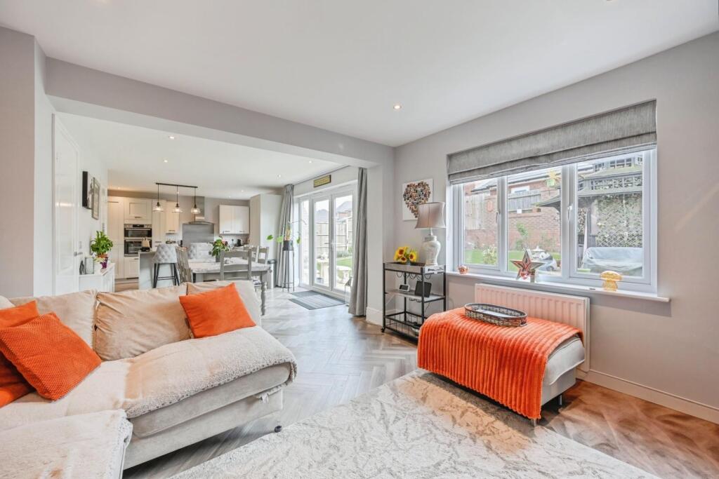 Additional image 10 of Rangemoor Crescent, Amington, Tamworth