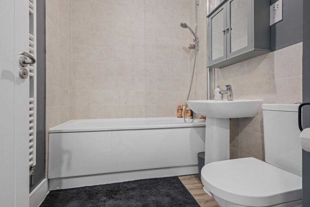 Additional image 13 of Russell Street, Cofton Hackett, B45