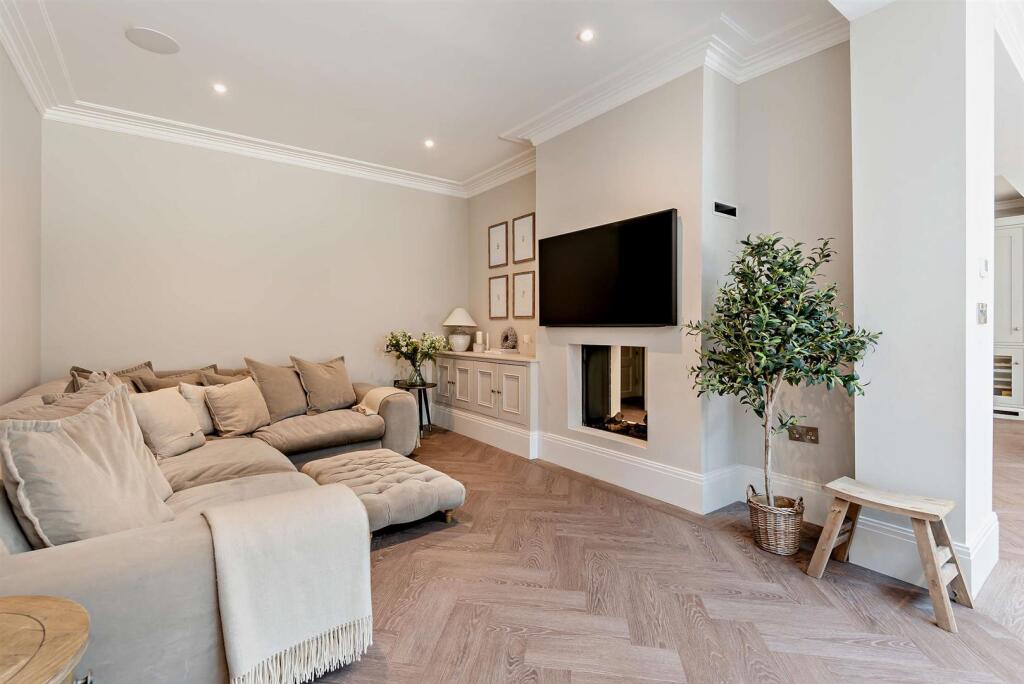 Additional image 15 of Monmouth Drive, Sutton Coldfield