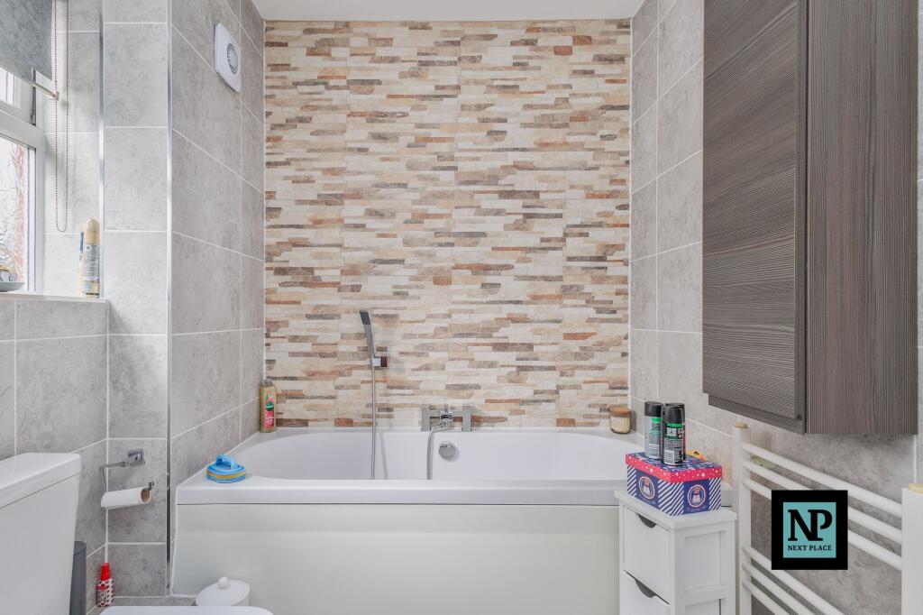 Additional image 17 of Paddock Close, Wilnecote, B77