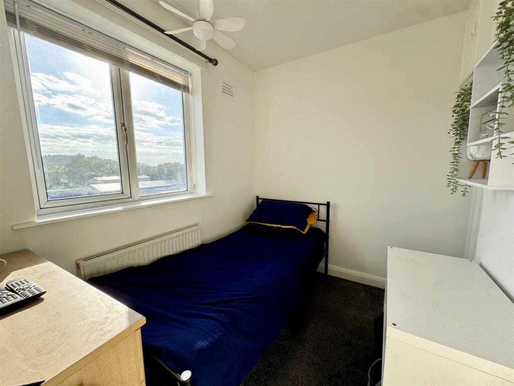 Additional image 19 of Corngreaves Road, Cradley Heath